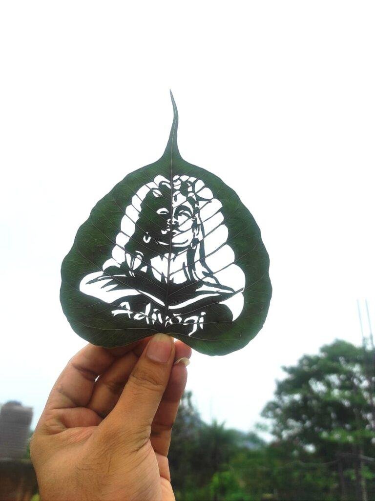 Aadi yogi leaf art