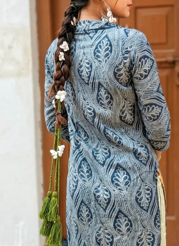 Beautiful Handmade Crochet Paranda | Woolen Floral Hair Braid Tassel Accessory for Women